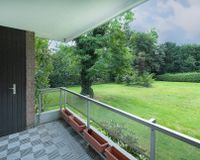 Balkon mit Grünblick