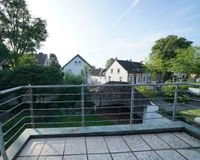 Balkon mit Blick in den Garten